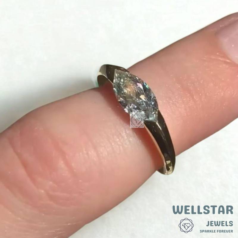 1.00 Ct Marquise Cut Lab Diamond Engagement Ring in 14K Yellow Gold | Modern Solitaire With Tapered Shank Bridal Jewelry von jewellerybywellstar