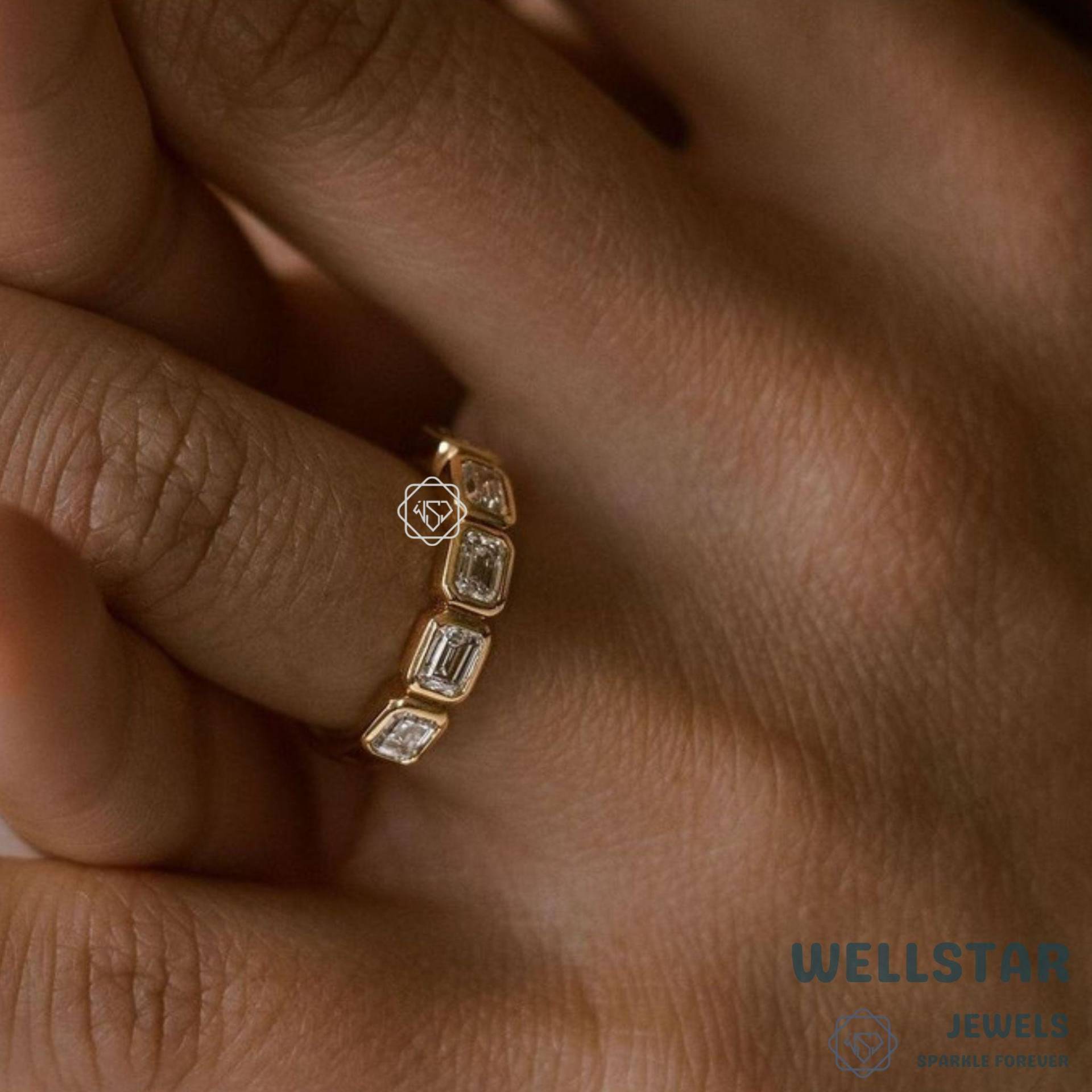 2.00 Ct Emerald Cut Lab Diamond Band Ring | Bezel Set Anniversary Gold Moissanite Alternative Wedding Eternity von jewellerybywellstar
