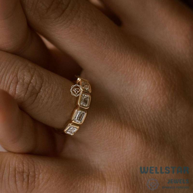 2.00 Ct Emerald Cut Lab Diamond Band Ring | Bezel Set Anniversary Gold Moissanite Alternative Wedding Eternity von jewellerybywellstar