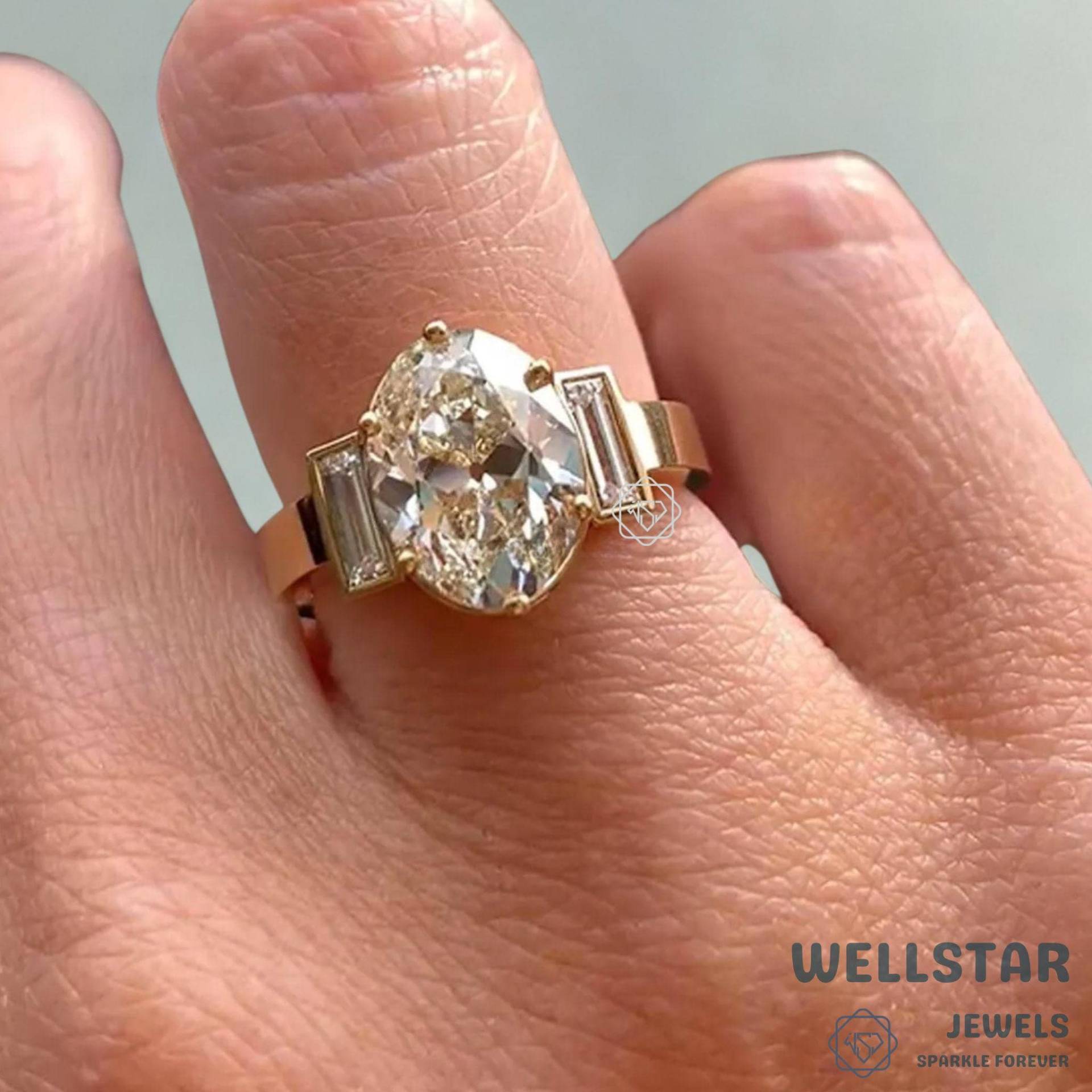 2.00 Ct Oval Lab Diamond Engagement Ring With Baguette Side Stones | Vintage Inspired Gold Moissanite Unique Bridal Jewelry von jewellerybywellstar