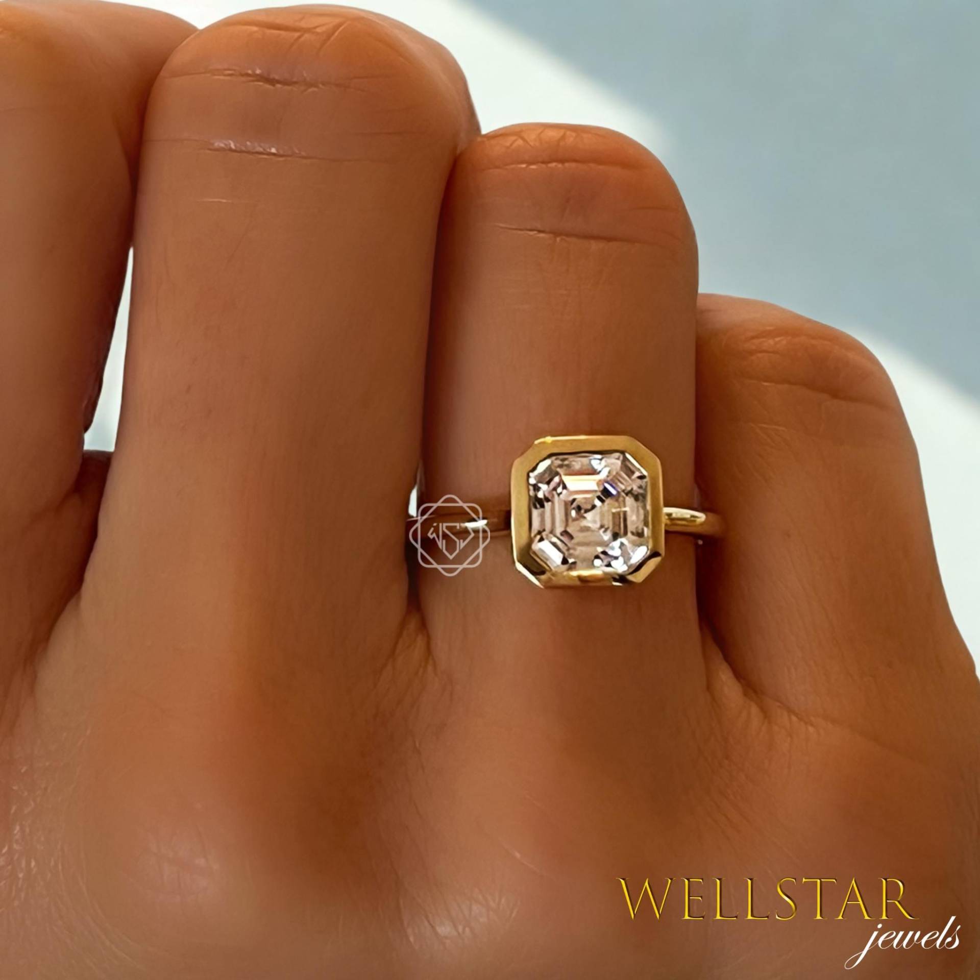 2.50Ct Asscher Cut Diamond Ring Bezel Set Engagement 14K Yellow Gold Solitaire Geometric Modern For Women von jewellerybywellstar