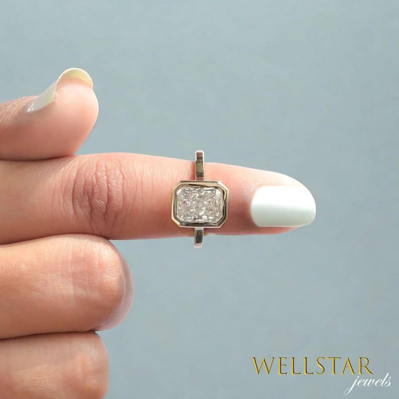 2.50Ct Radiant Cut Moissanite Diamond Bezel Set Solitaire Engagement Ring Minimalist Gold For Women 10K 14K 18K Yellow White Rose von jewellerybywellstar