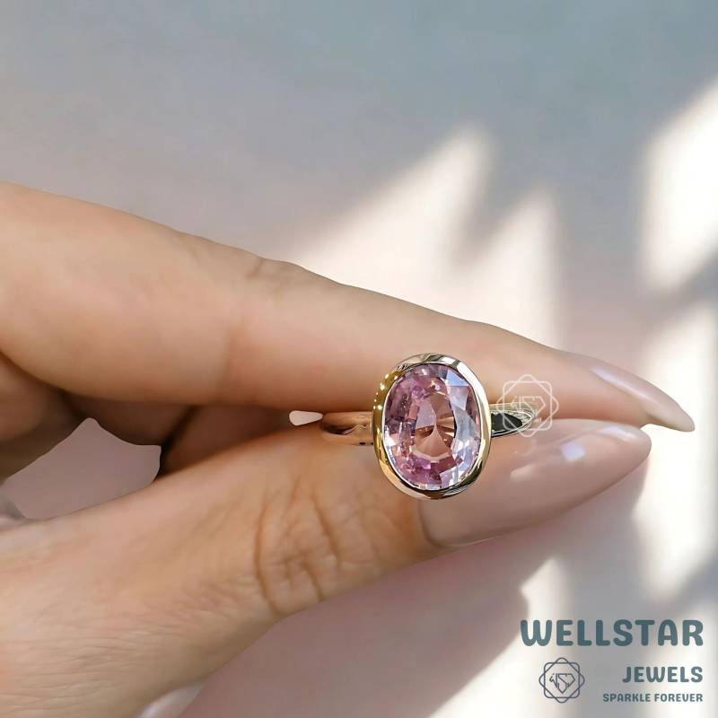 3.00Ct Oval Cut Pink Moissanite Ring Bezel Set Solitaire in 10K Yellow Gold Unique Engagement von jewellerybywellstar