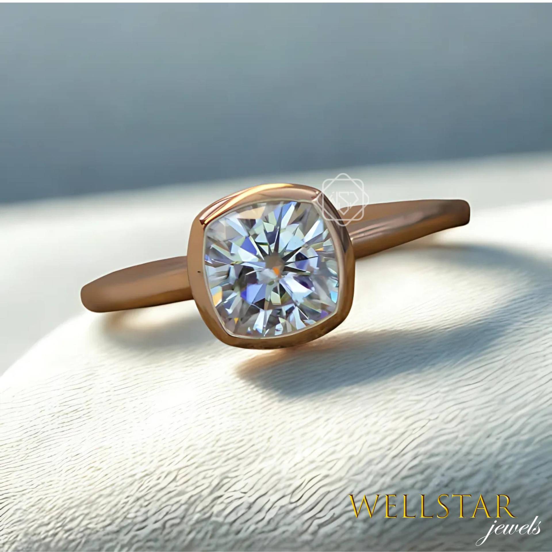 Rose Gold Bezel Set Modern Solitaire Ring | Minimalist Engagement 2.50 Ct Cushion Moissanite Diamond Promise von jewellerybywellstar