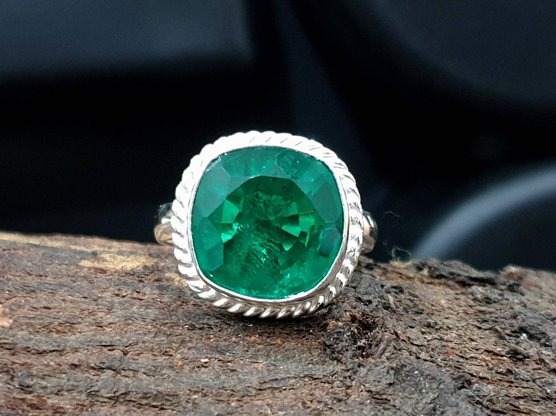 Designer Smaragd Quarz Ring, Frauen Boho 925 Massiv Sterling Silber 22K Gelbgold Geschenk Für Sie, Statement Ring Schmuck von jewelleryvilla