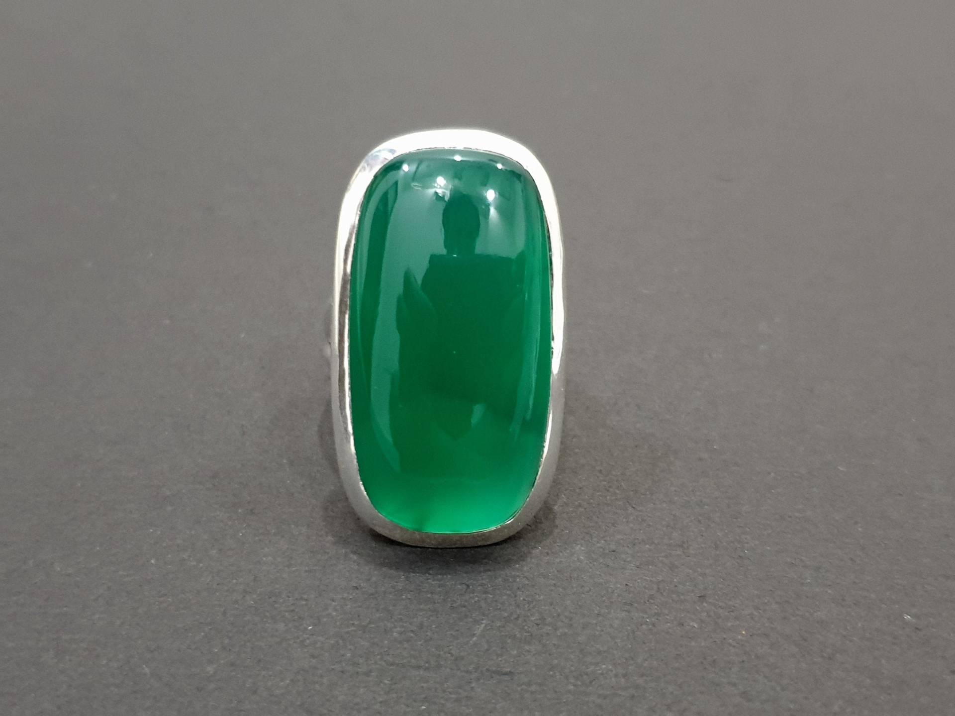 Grüner Onyx Ring, 925 Sterling Silber Gelb Gold Frauen Großer Edelstein Party Wear Stein Ring von jewelleryvilla