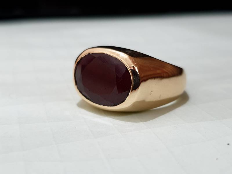 Natürliche Dunkelrot Rubin Siegelring, 925 Massiv Sterling Silber Rot Oval Edelstein Ring, 22K Gelbgold Kupfer Ring Schmuck von jewelleryvilla