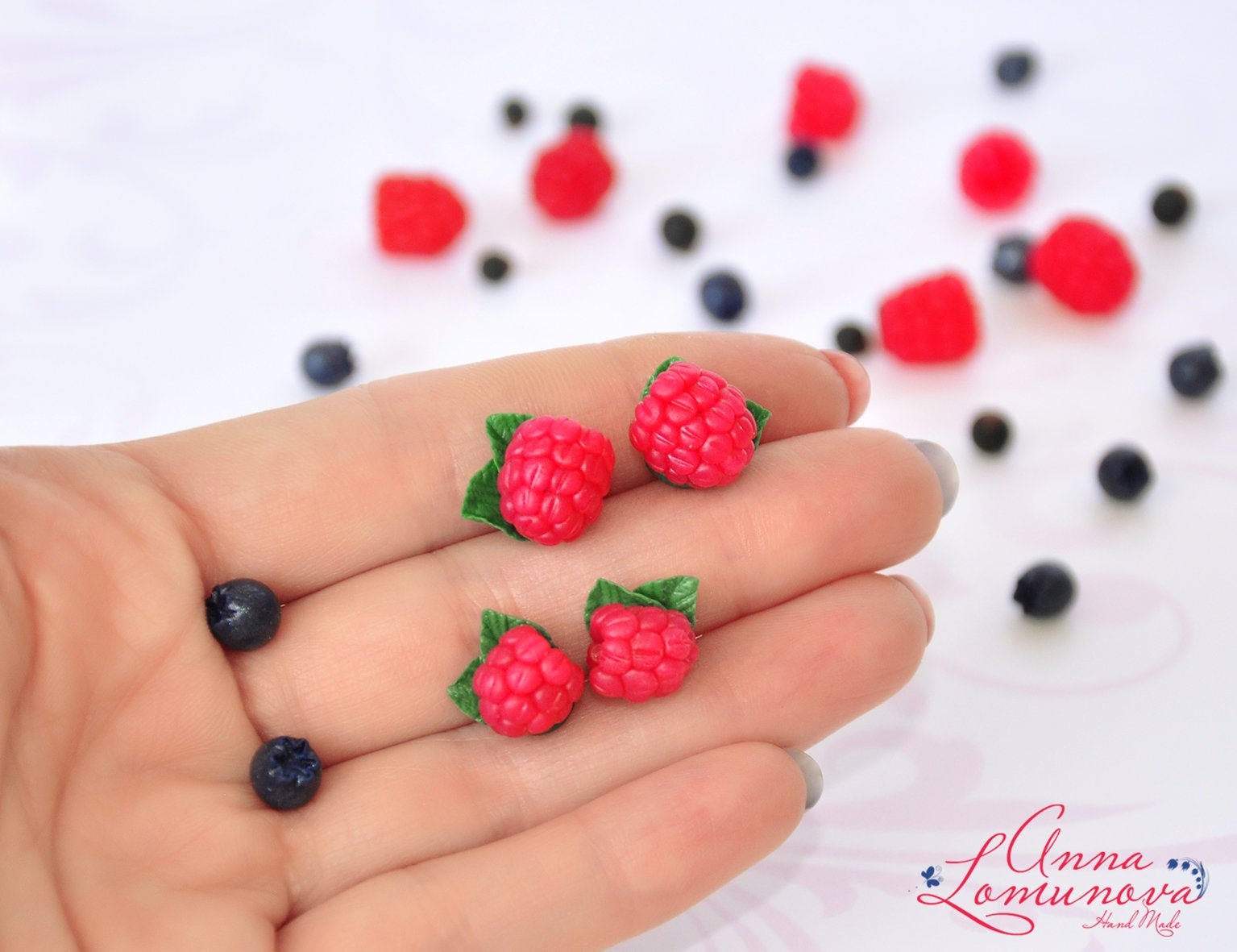 Himbeeren Ohrringe Ohrstecker Beeren Sommer Everyday Tiny Ohrring Beerenschmuck von jewelryLomunovaAnna