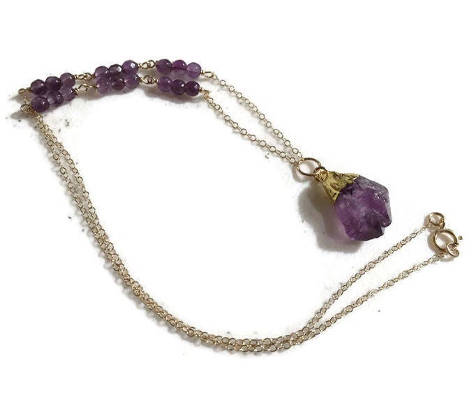 Amethyst Halskette - Februar Geburtsstein Schmuck Lila Edelstein Goldkette Nugget Anhänger von jewelrybycarmal