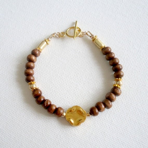 Braunes Armband - Holzschmuck Quatrefoil Schmuck Gelbgold Erdtöne Perlen Erdig Natur B-317 von jewelrybycarmal