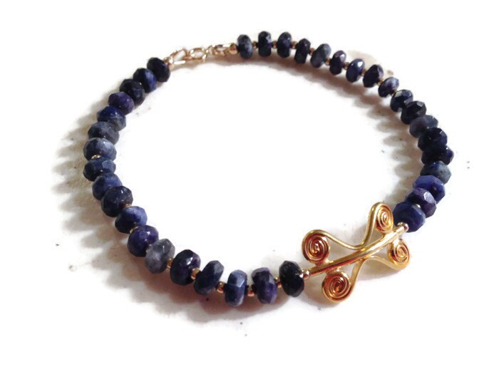 Lapis Lazuli Armband - Marine Blau Schmuck Edelstein Gold Perlen Mode von jewelrybycarmal