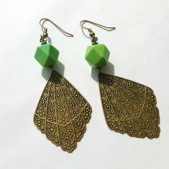 Lindgrüne Ohrringe - Messing Schmuck Türkis Edelstein Baumeln Sommermode Nugget Er-116 Lindgrüne Ohrringe - Messing Schmuck Türkis Edelstein Baumeln Sommermode Nugget Er-116 von jewelrybycarmal