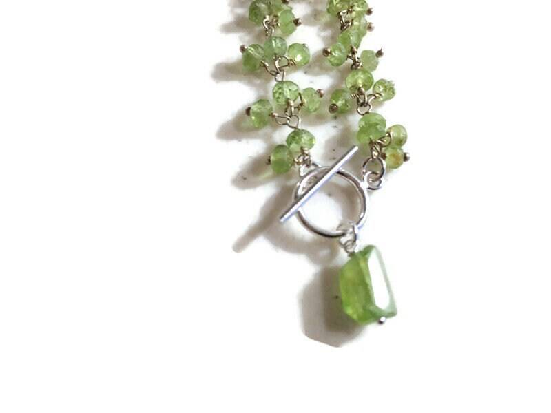 Peridot Halskette - Grüner Edelstein Schmuck August Geburtsstein Sterling Silber Luxe Fashion Peridot Halskette - Grüner Edelstein Schmuck August Geburtsstein Sterling Silber Luxe Fashion von jewelrybycarmal