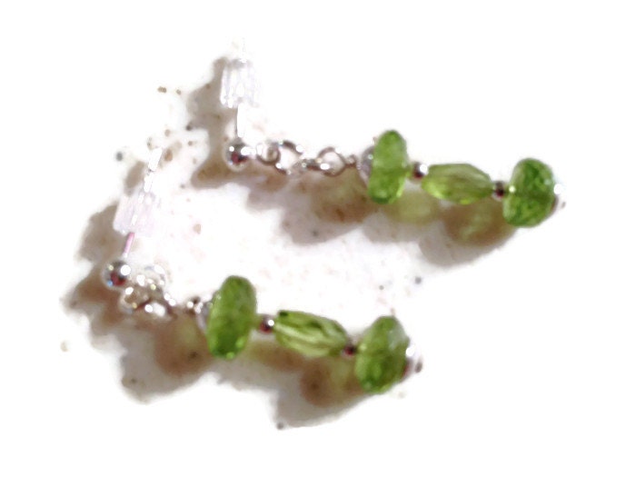 Peridot Ohrringe - Grüner Schmuck Sterling Silber Perlen Mode Chic August Geburtsstein von jewelrybycarmal