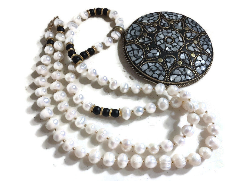 Perlenkette - Goldschmuck Weißer Und Schwarzer Onyx Edelstein Schmuck Anhänger Mode Lang Perlen von jewelrybycarmal