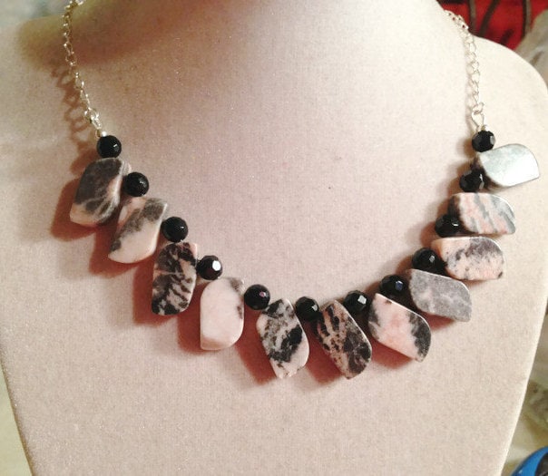 Rosa Und Schwarze Halskette - Rhodochrosit Onyx Edelstein Schmuck Sterling Silber Mode Kette Funky Mod von jewelrybycarmal