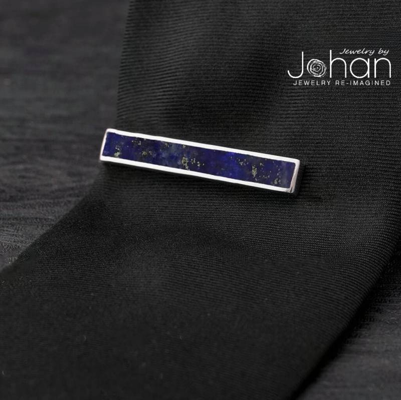 Blaue Lapis Lazuli Krawattenklammer Blaue Lapis Lazuli Krawattenklammer von jewelrybyjohan