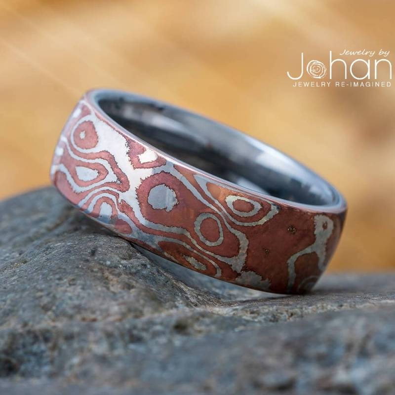 Kupfer Und Silber Mokume Gane Ring Mit Titan Kupfer Und Silber Mokume Gane Ring Mit Titan von jewelrybyjohan