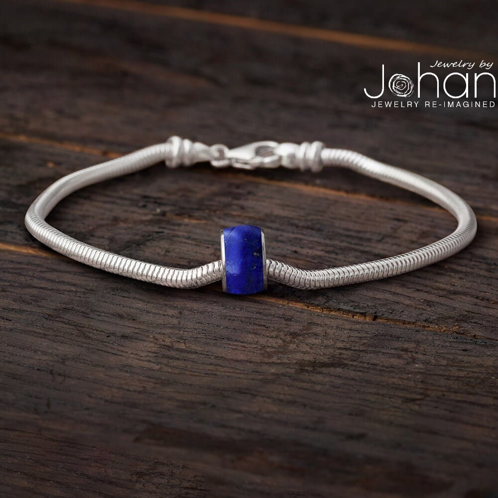 Lapis Lazuli Charm Bead Armband, Sterling Silber Schlange Armband Lapis Lazuli Charm Bead Armband, Sterling Silber Schlange Armband von jewelrybyjohan