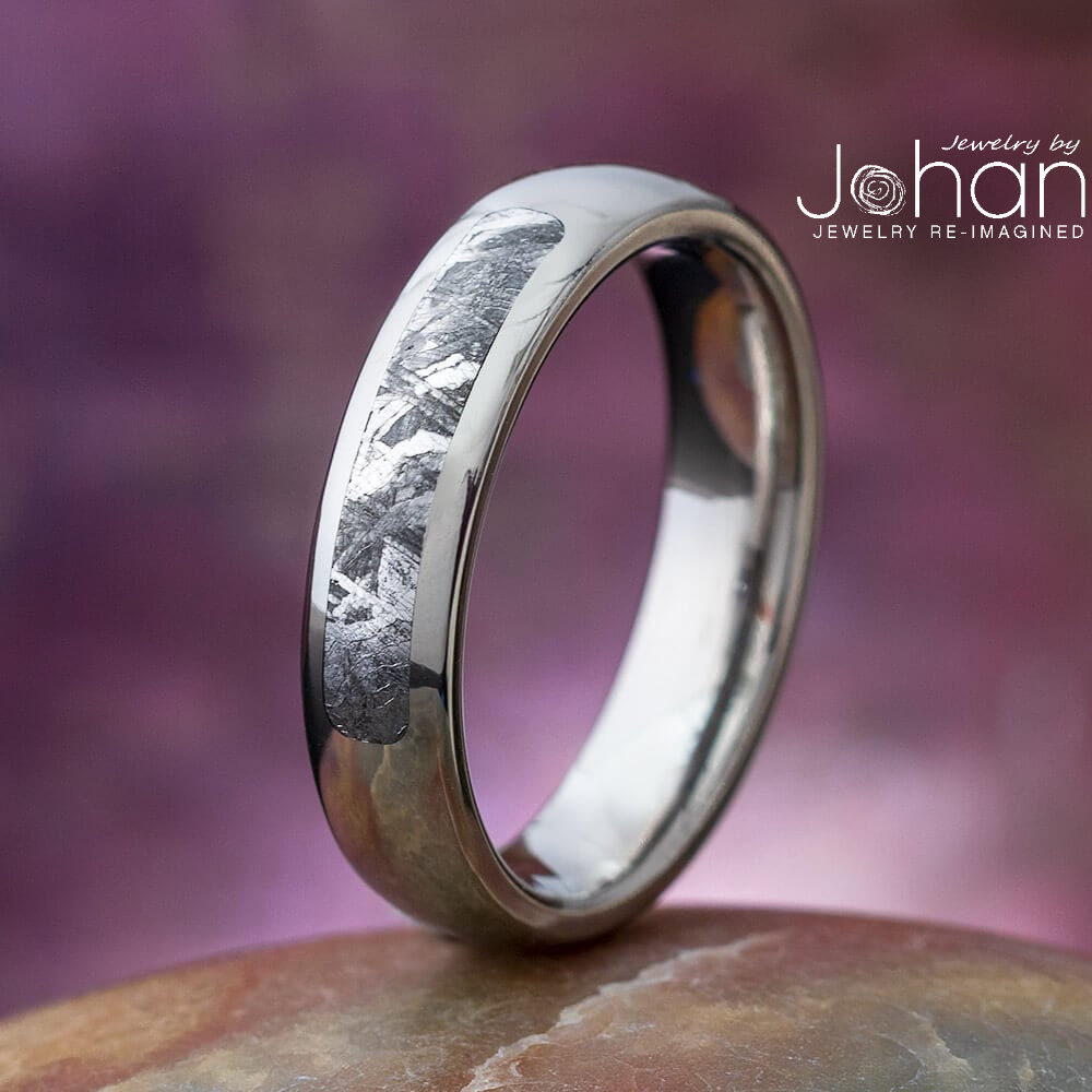Meteorit Herrenring, Schlichter Herrenring Für Männer Oder Frauen Meteorit Herrenring, Schlichter Herrenring Für Männer Oder Frauen von jewelrybyjohan