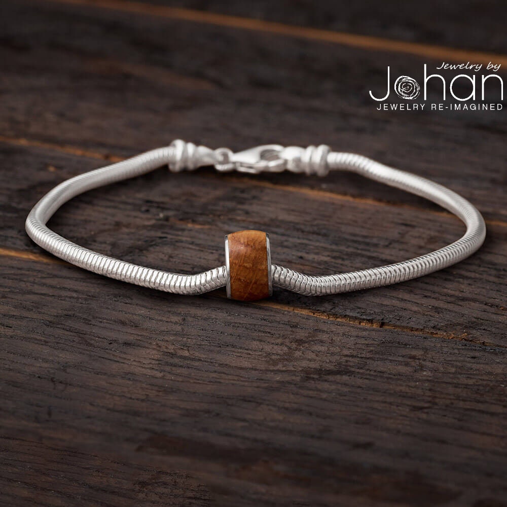 Whisky Fass Eiche Holz Charm Armband | Auf Lager, Geschenk Für Sie, Bead Auf Schlange Whisky Fass Eiche Holz Charm Armband | Auf Lager, Geschenk Für Sie, Bead Auf Schlange von jewelrybyjohan