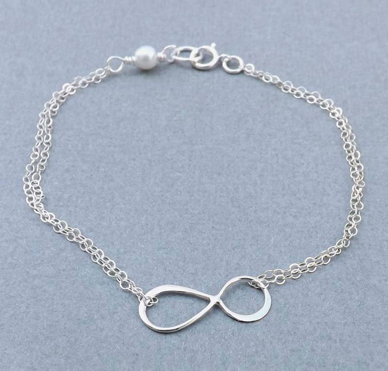 Bettelarmband - Unendlich Charm-Infinity Armband Sterling Silber Muttertagsgeschenke von jewelrycraftstudio
