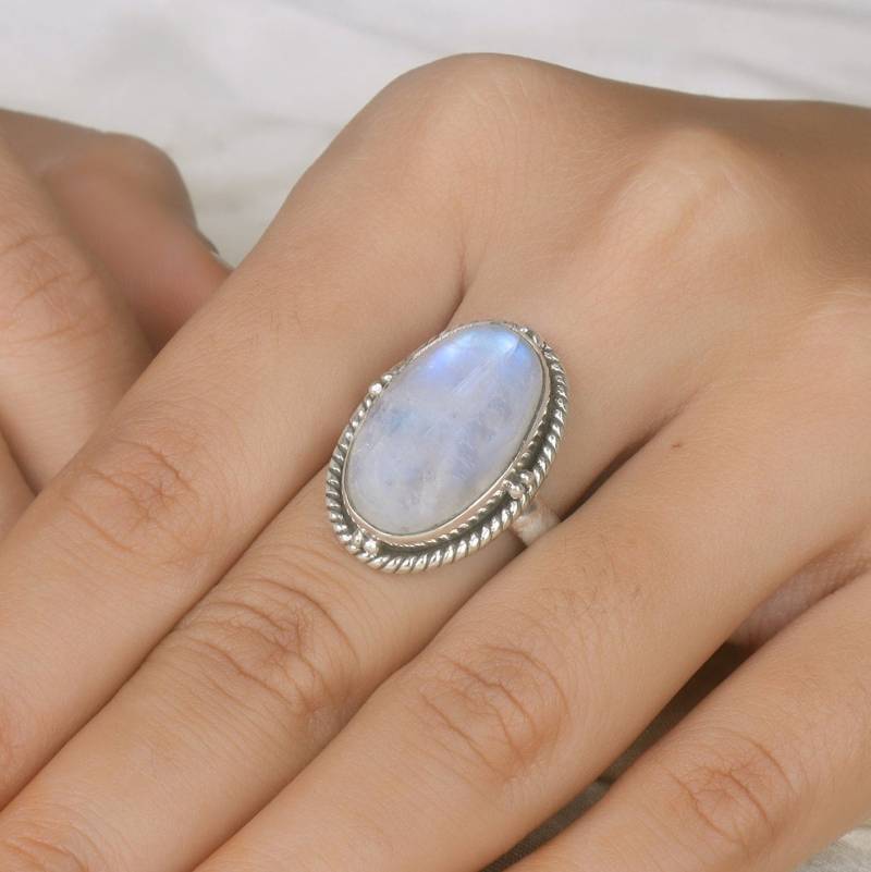 Heilender Mondstein Silber Ring Für Frauen, Handgemachter Ring, Massiver Juni Geburtsstein Kristall von jewelrygemshouse