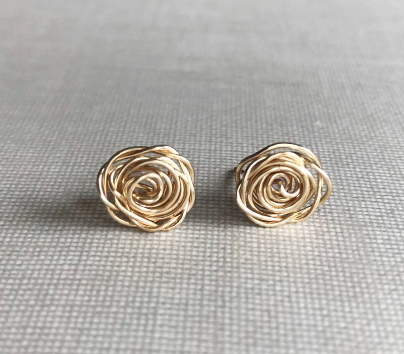 Handgefertigte Rosette Draht Umwickelt Ohrringe Handgefertigte Rosette Draht Umwickelt Ohrringe von jewelrypaulette