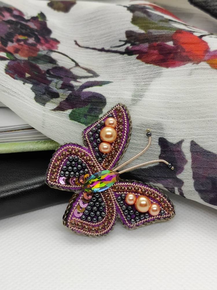 Schmetterling Brosche/ Handmade/ Natur/ Schmuck/Geschenk/ Stickerei/ Sommer von jewelrypositivee