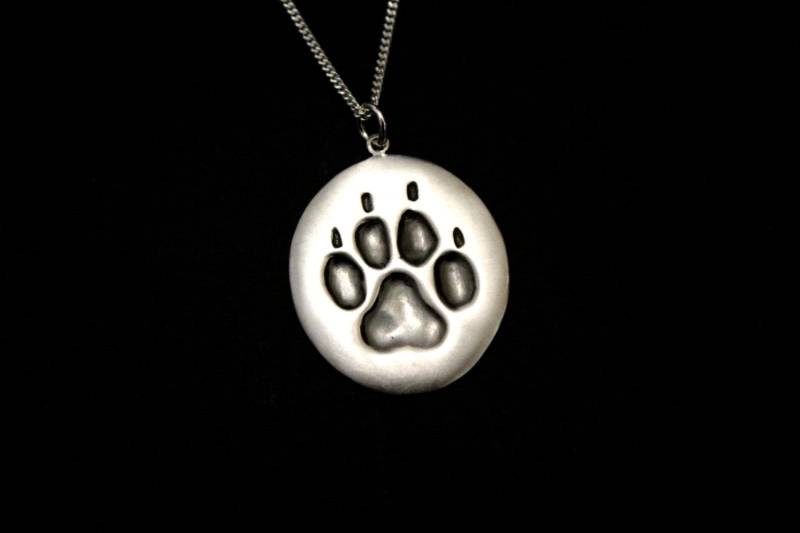 Hundepfote Halskette Herzlicher Schmuck Für Tierliebhaber Und Haustierbesitzer, Sterlingsilber, Handgemacht von jewelsculpts