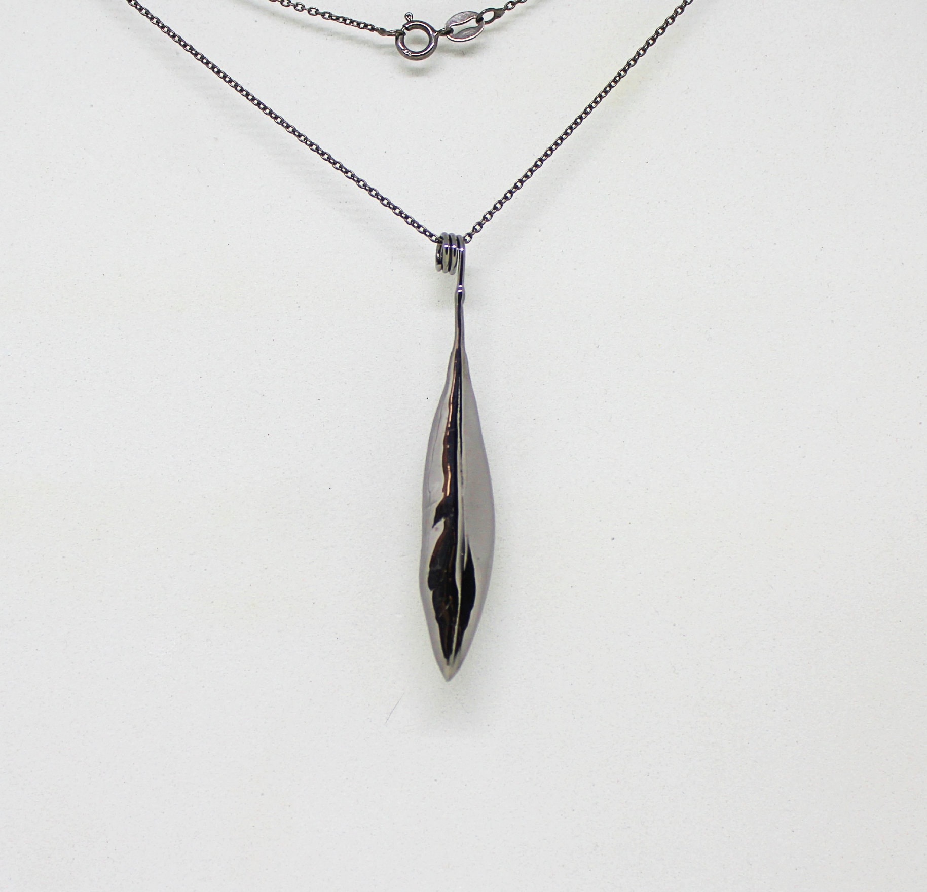 Olivenblatt-Kette Elegantes Symbol Des Friedens Und Der Harmonie, Handgemacht, 925Er Silber von jewelsculpts