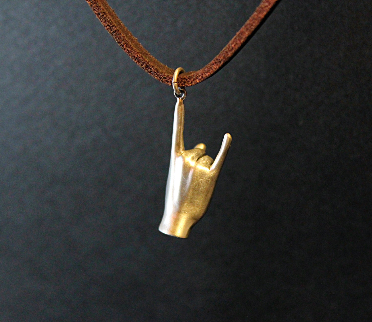 Rock N Roll Schmuck Halskette, Zeichen Der Hörner Anhänger, Schweres Metallschild, Punk-Rock-Zeichen, Massiv Bronze von jewelsculpts