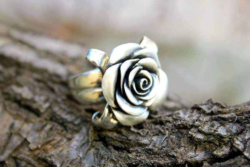 Rose Ring Eleganter Blumen Schmuck, Symbol Für Liebe Und Schönheit, Handgemacht, Statement Ring, Verstellbarer Sterling Silber von jewelsculpts