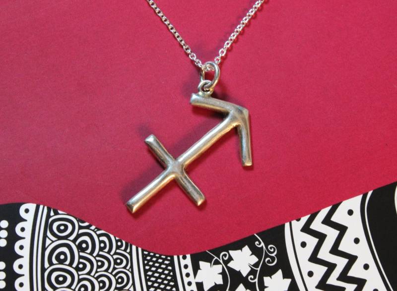 Sternzeichen Schmuck Schütze Horoskop Zeichen Symbol Halskette Handgemacht Sterling Silber Edlen Schmuck von jewelsculpts