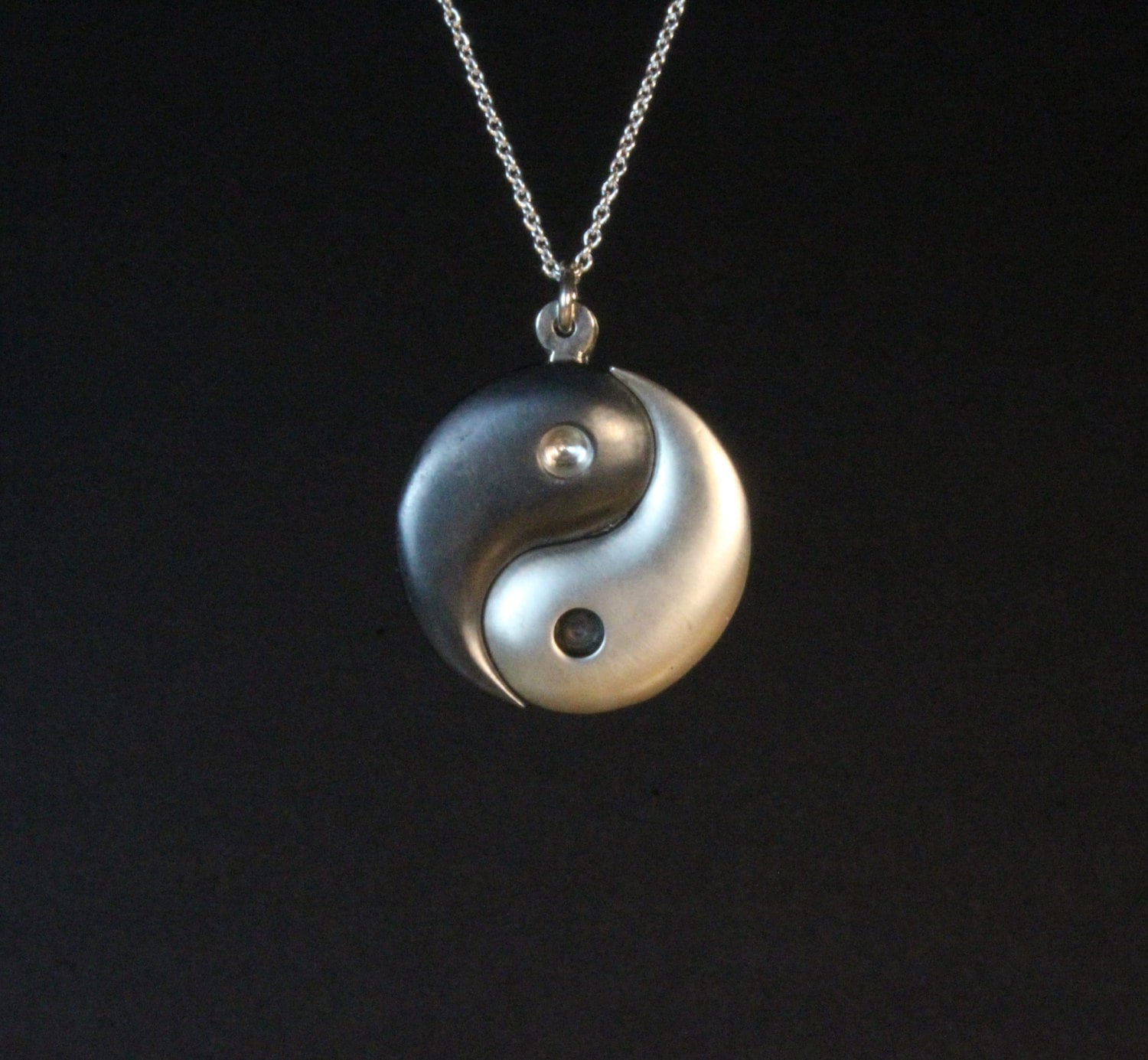 Yin Yang Halskette Schmuck Anhänger Oxidiertes Sterling Silber Handgeschnitzt Zeichen Unisex Geschenk von jewelsculpts
