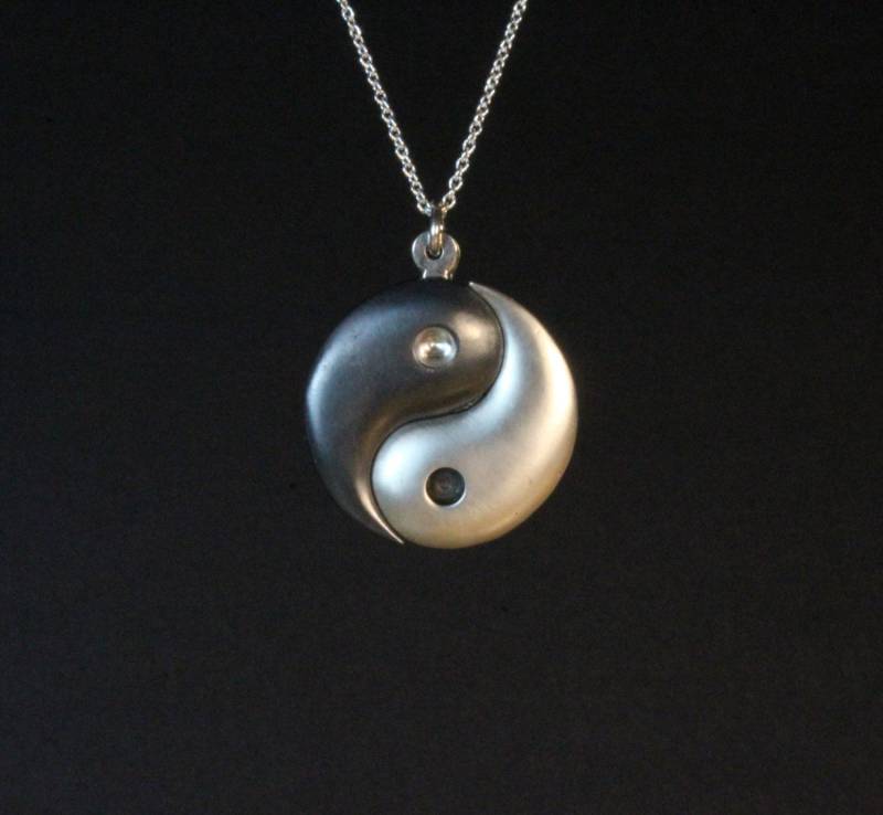 Yin Yang Halskette Schmuck Anhänger Oxidiertes Sterling Silber Handgeschnitzt Zeichen Unisex Geschenk von jewelsculpts