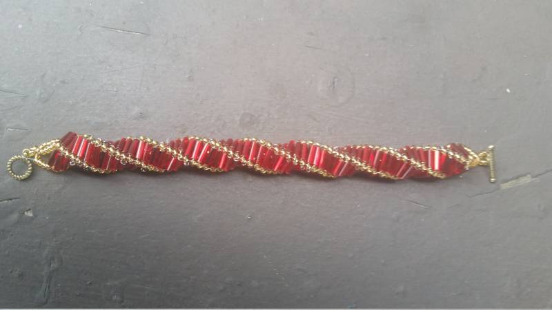 Perlen Spiral Armband Perlen Spiral Armband von jewelsgaloreboutique