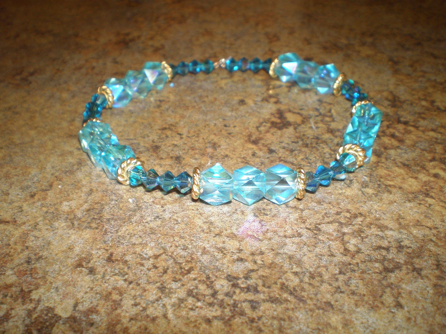 Blauen Twist Aqua Swarovski Armband Blauen Twist Aqua Swarovski Armband von jeweltrinkets