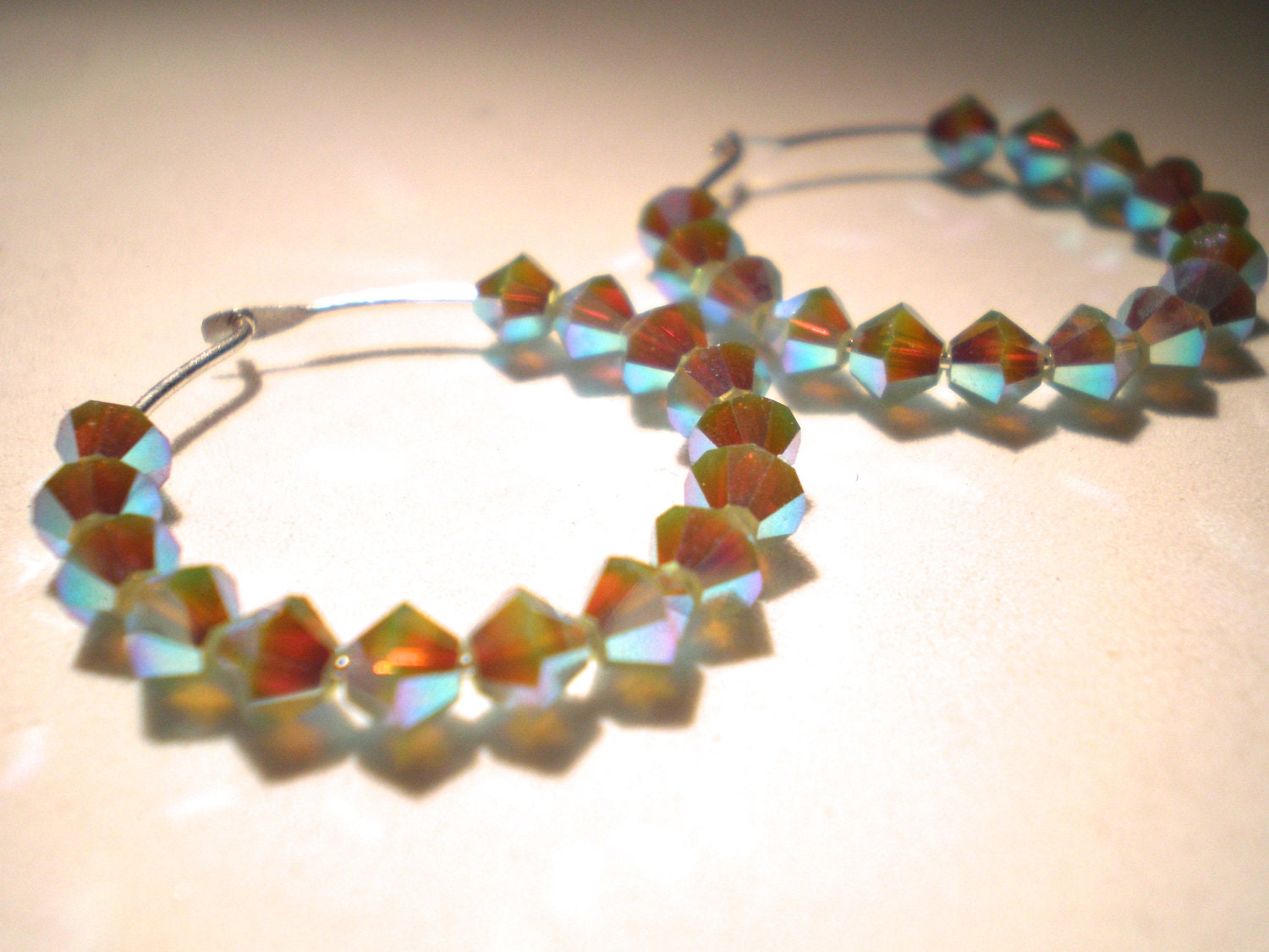 Pacific Opal Blau Swarovski Kristall Silber Creolen Pacific Opal Blau Swarovski Kristall Silber Creolen von jeweltrinkets
