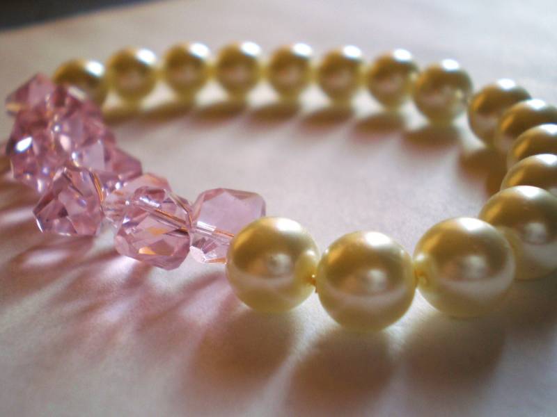 Rosa Bergkristall Perlen Armband Armkette Rosa Bergkristall Perlen Armband Armkette von jeweltrinkets