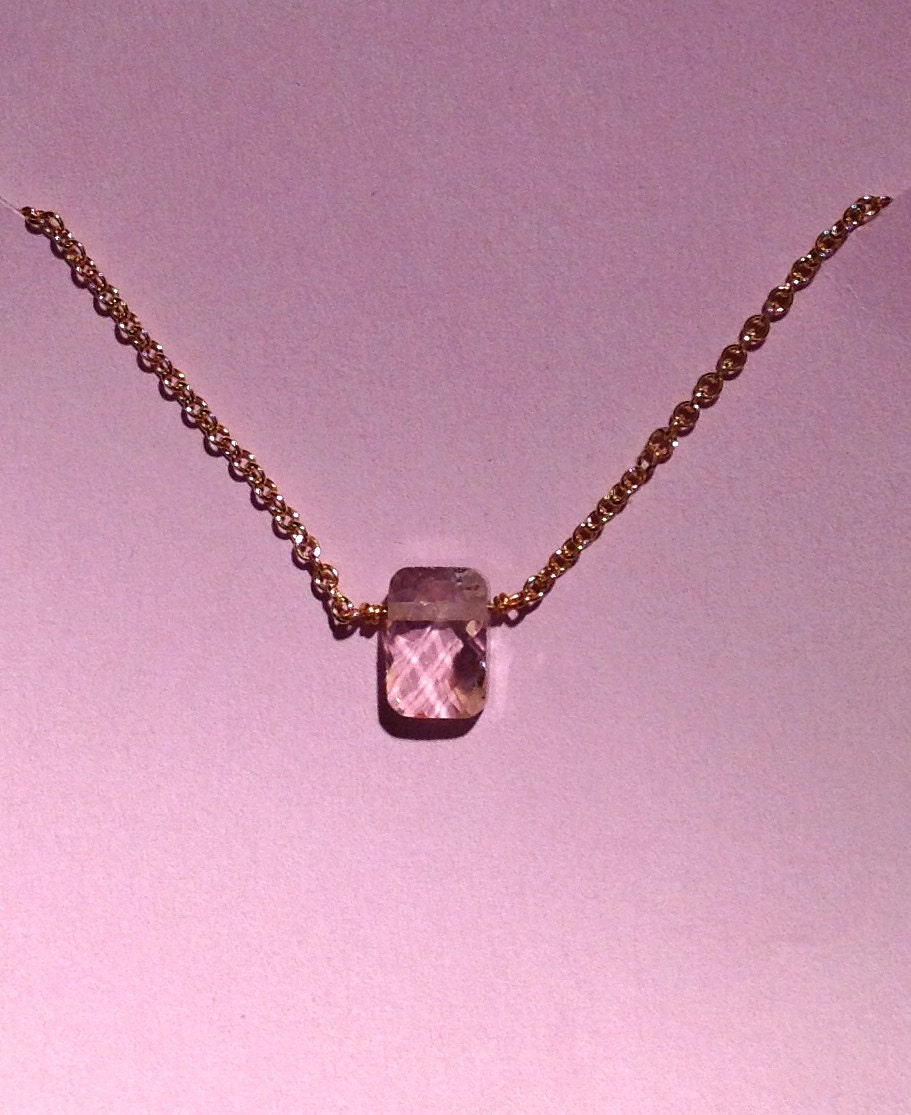 Rosa Briolette Solitaire Gold Collier Rosa Briolette Solitaire Gold Collier von jeweltrinkets