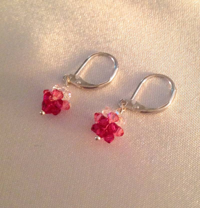 Rosa Ombre Petite Swarovski Kristall Tropfen Silber Ohrringe Rosa Ombre Petite Swarovski Kristall Tropfen Silber Ohrringe von jeweltrinkets