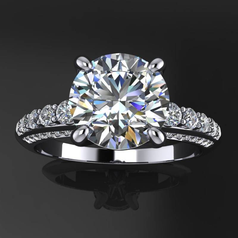 Natascha Ring - 2 Karat Runder Moissanit Verlobungsring, Gelbgold Massiver Goldring von jhollywooddesigns