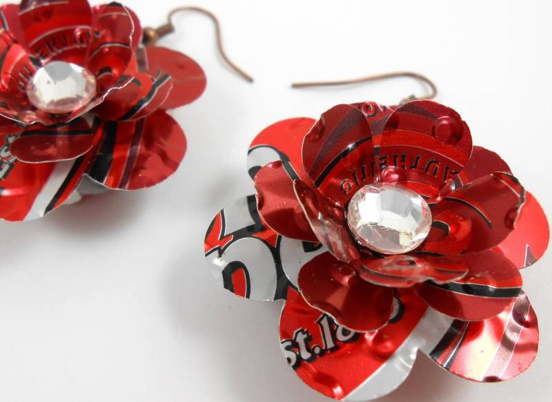 Einfache Rose Ohrringe. Recycling Soda Kann Kunst. Double-Sided Dr. Pepper. Shopname Jillmccp von jillmccp