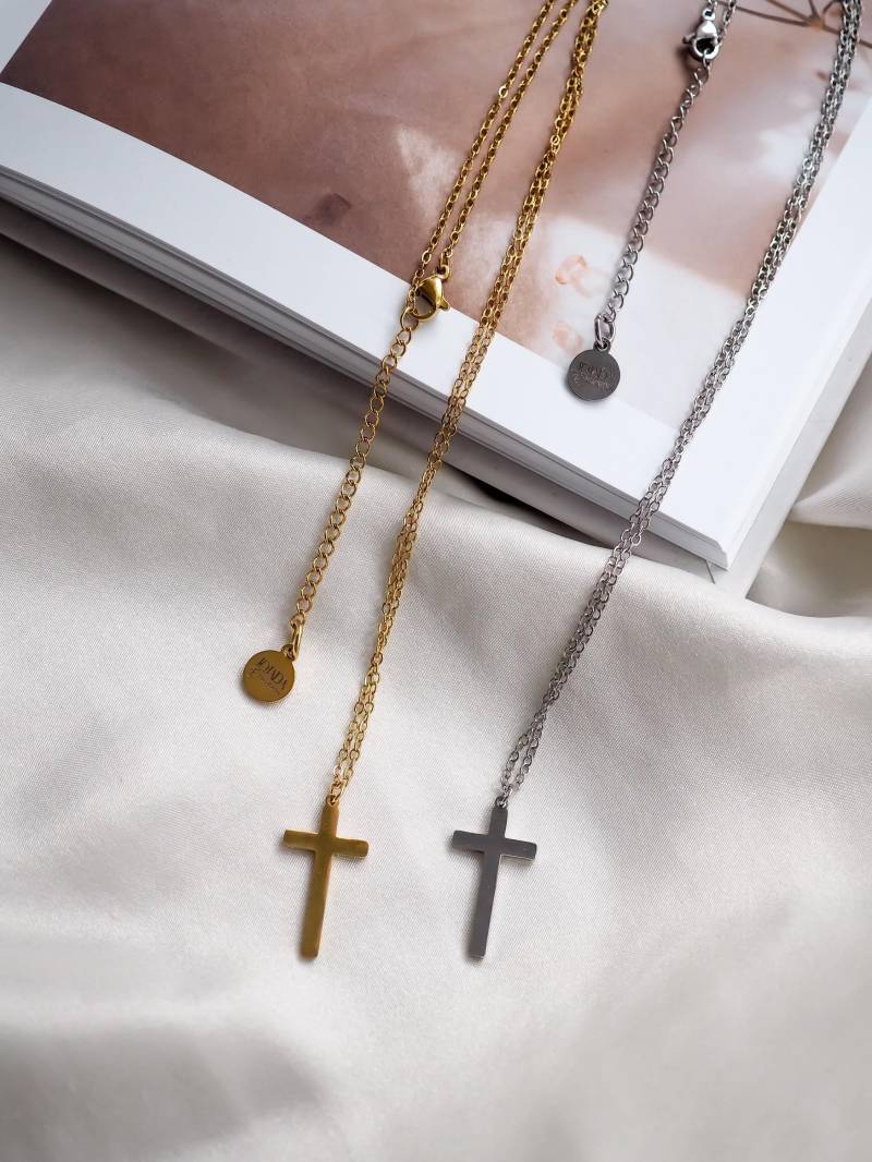 Kette Kreuz 316L Edelstahl Gold 18 Karat Vergoldet Jesus Geschenkidee Kinder Taufe Kommunion Geburtstag Konfirmation Glaube von jjdjewels