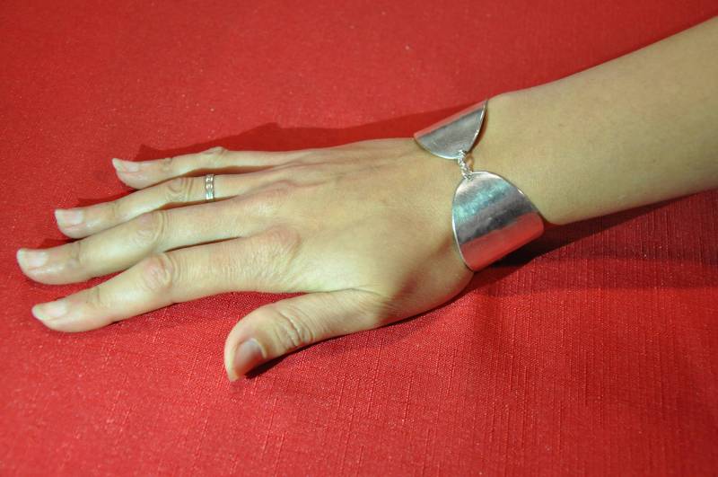 Fun Auffälliges Gehämmertes Löffel Armband, Silber Schmuck von jjevensen