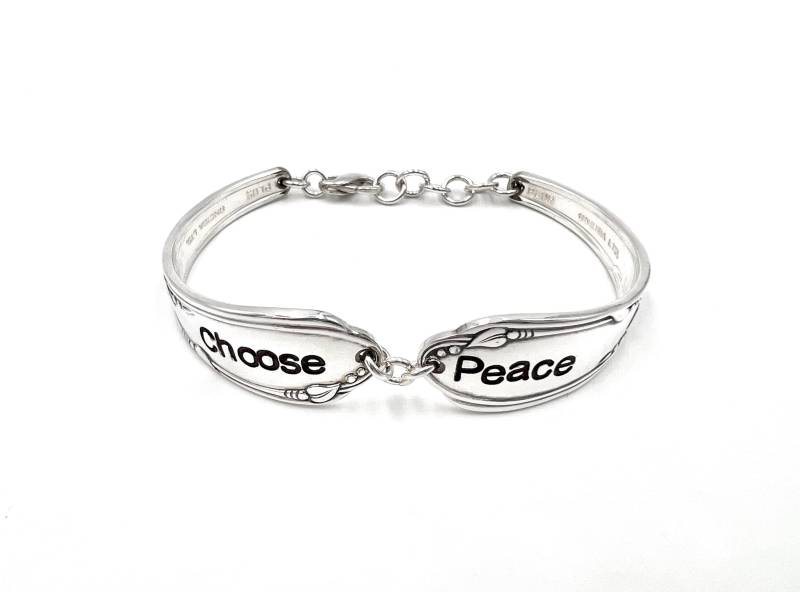 Schönes Personalisiertes Löffel-Armband, Silberwaren-Schmucksachen Meadowbuck-Muster, Benutzerdefinierter Name Oder Wort Gestempelt Wählen Sie von jjevensen