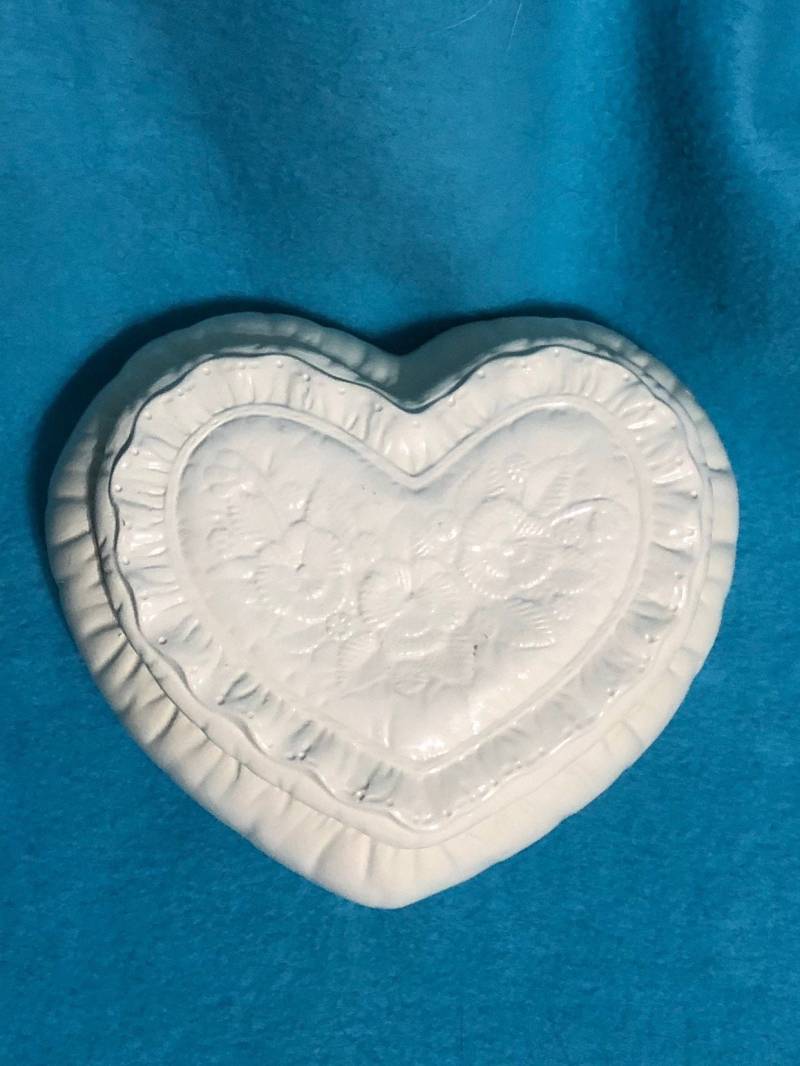 Milchglas Glasierte Keramik Schmuckschatulle Oder Candy Dish Von Jmdceramicsart von jmdceramicsart