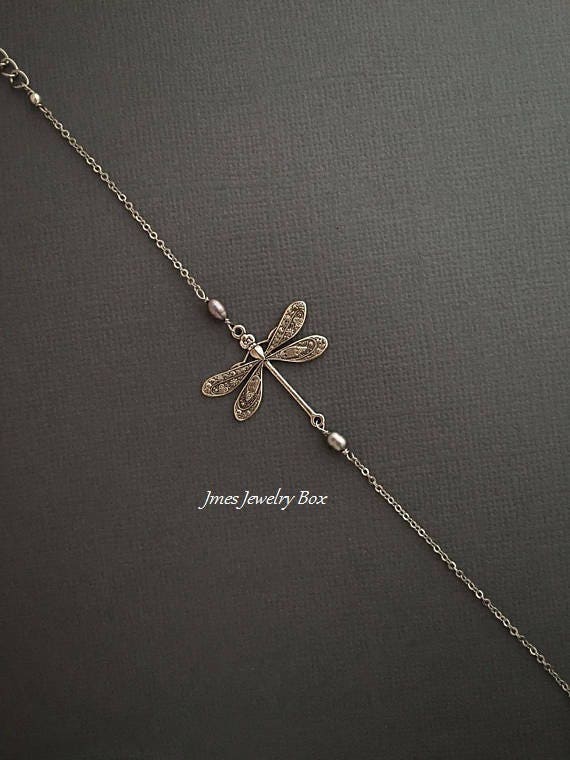 Libellenarmband in Silber Mit Süßwasserperlen, Insektenarmband Silber, Libellenschmuck Und Silberarmband Libellenarmband in Silber Mit Süßwasserperlen, Insektenarmband Silber, Libellenschmuck Und Silberarmband von jmesjewelrybox