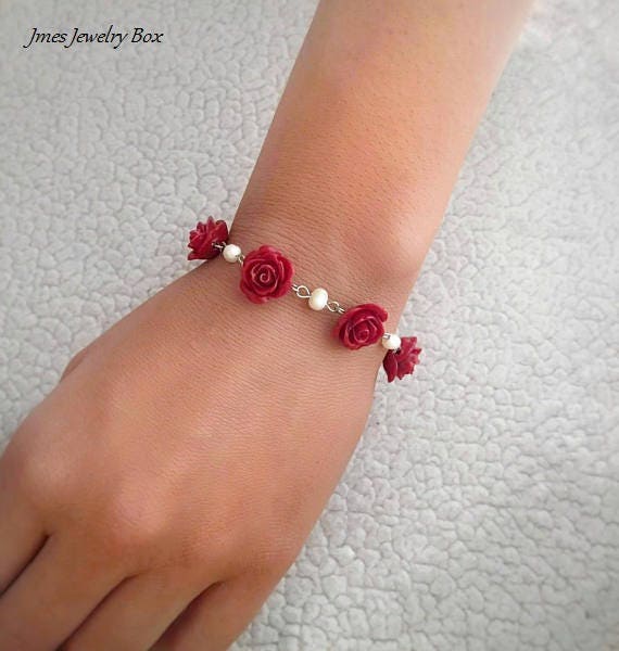 Rote Rose Armband Mit Süßwasserperlen, Armband, Und Perlen Armband, Beauty & The Beast von jmesjewelrybox